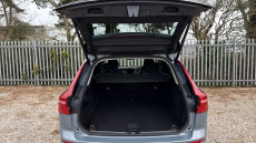 Volvo XC60 2.0 B5P Ultimate Dark 5dr AWD Geartronic Petrol Estate